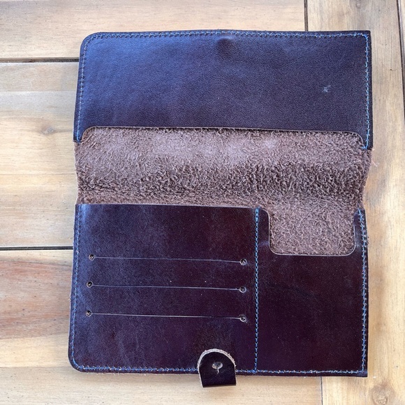Brown Leather Checkbook Wallet By Dean. - Picture 3 of 5